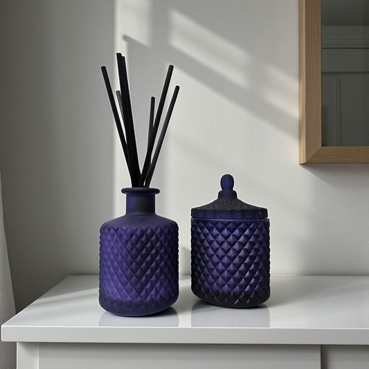Navy blue geo candle and diffuser gift set from Clyne’s Candles, featuring a 200ml refillable candle and matching 200ml diffuser with fibre reeds.